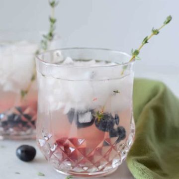 Fresh Thyme and Plum Gin Fizz | CaliGirl Cooking