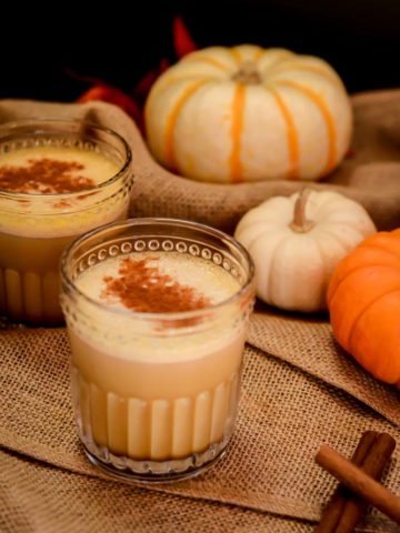 This Pumpkin Spice Mudslide turns a retro drink into a tasty fall cocktail. The perfect addition to your Thanksgiving menu!