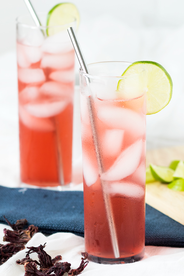 Agua de Jamaica (Hibiscus Lime Cooler) with Coconut Water | 21 Valentine's Day Cocktails and Mocktails on CaliGirlCooking.com