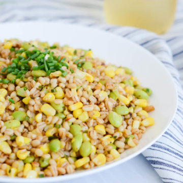 Fresh Corn, Leek and Edamame Grain Salad | CaliGirlCooking.com